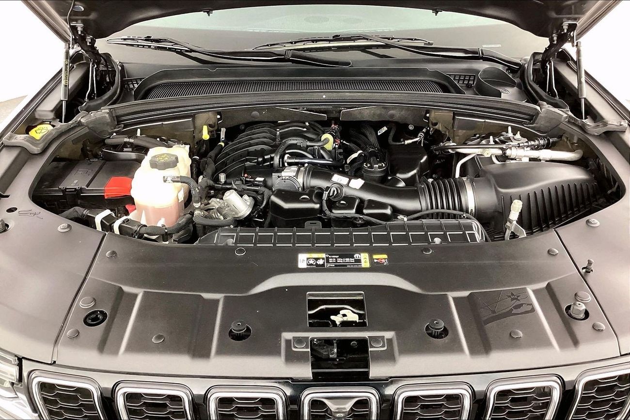 جيب شيروكي Limited Plus | شامل الضمان | 0 ﺪﻔﻋﺓ ﺃﻮﻟﻯ