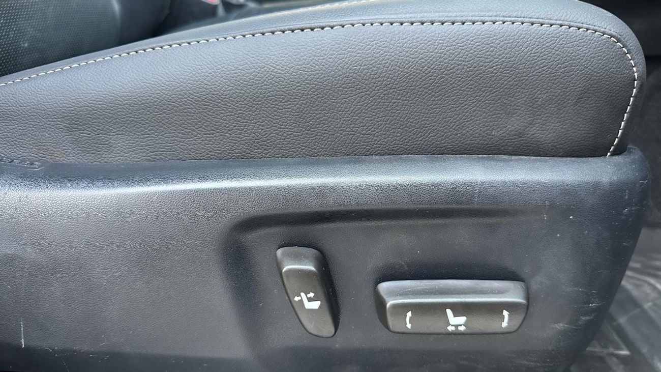 تويوتا هيلوكس ROGUE DIESEL RHD 2,8