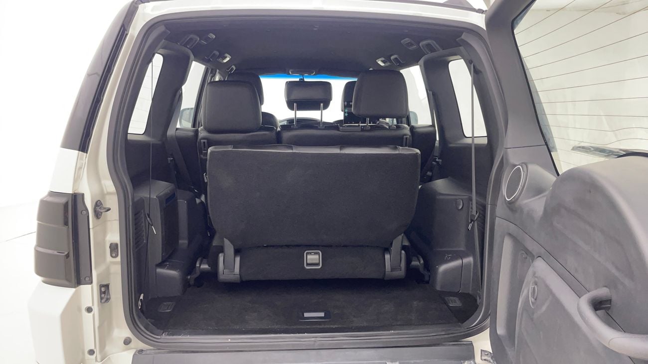 ميتسوبيشي باجيرو SIGNATURE EDITION 3.8 | بدون دفعة مقدمة | اختبار القيادة في المنزل