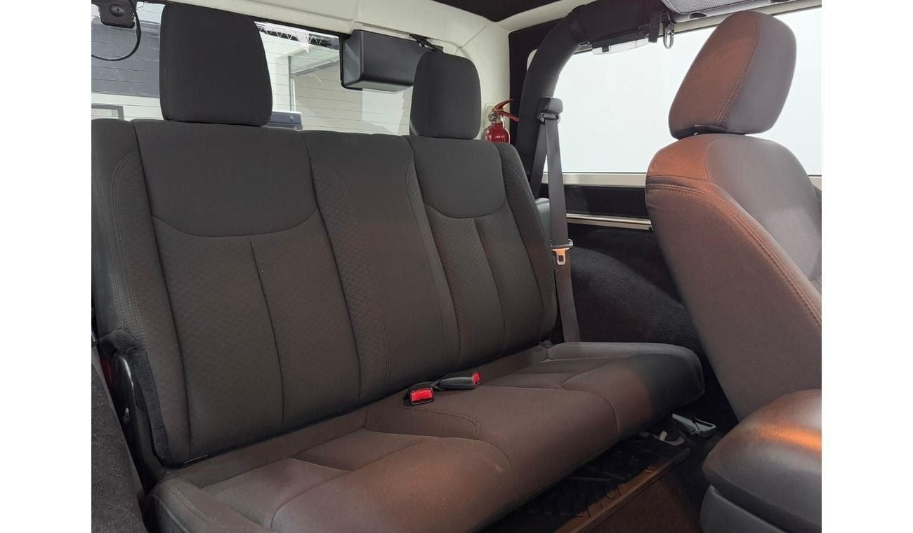 Jeep Wrangler Willys Wheeler 3.6L A/T (3 Door) 2017 Jeep Wrangler Willys Wheelers, Full Jeep Service His