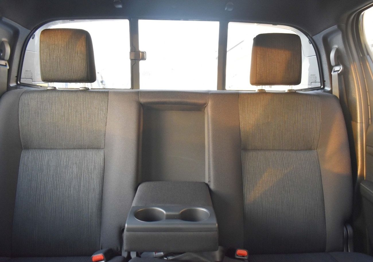 تويوتا هيلوكس 2025 TOYOTA HILUX ADVENTURE 4.0L V6 PETROL FULL OPTION