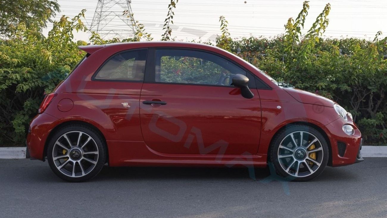 Abarth 695 (For Export , НА ЭКСПОРТ)TURISMO 1.4 TURBOCHARGED 2024 GCC Без пробега