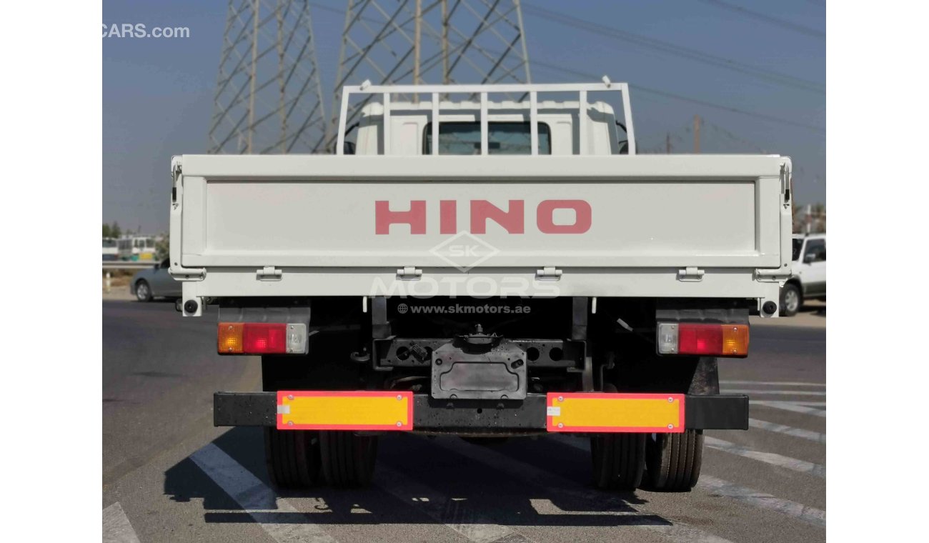 Hino 300 4.0L, DIESEL, 17.5" TYRE, KEY START, XENON HEADLIGHTS (CODE # HT300)