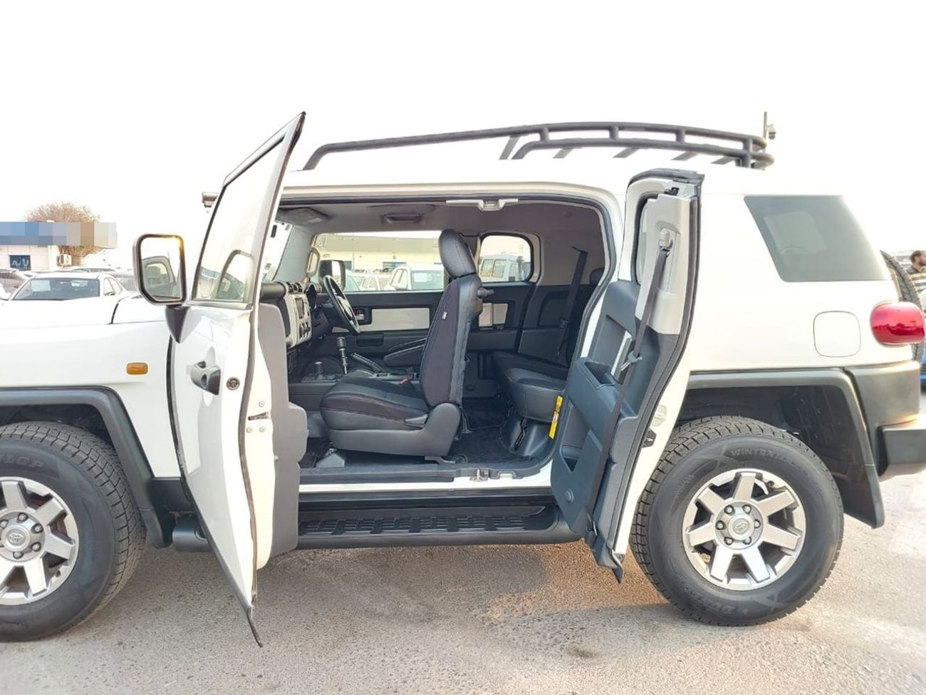 Toyota FJ Cruiser TOYOTA FJ CRUISER SUV RHD 2014 MODEL 4.0 L PETROL AUTOMATIC(PM29235)