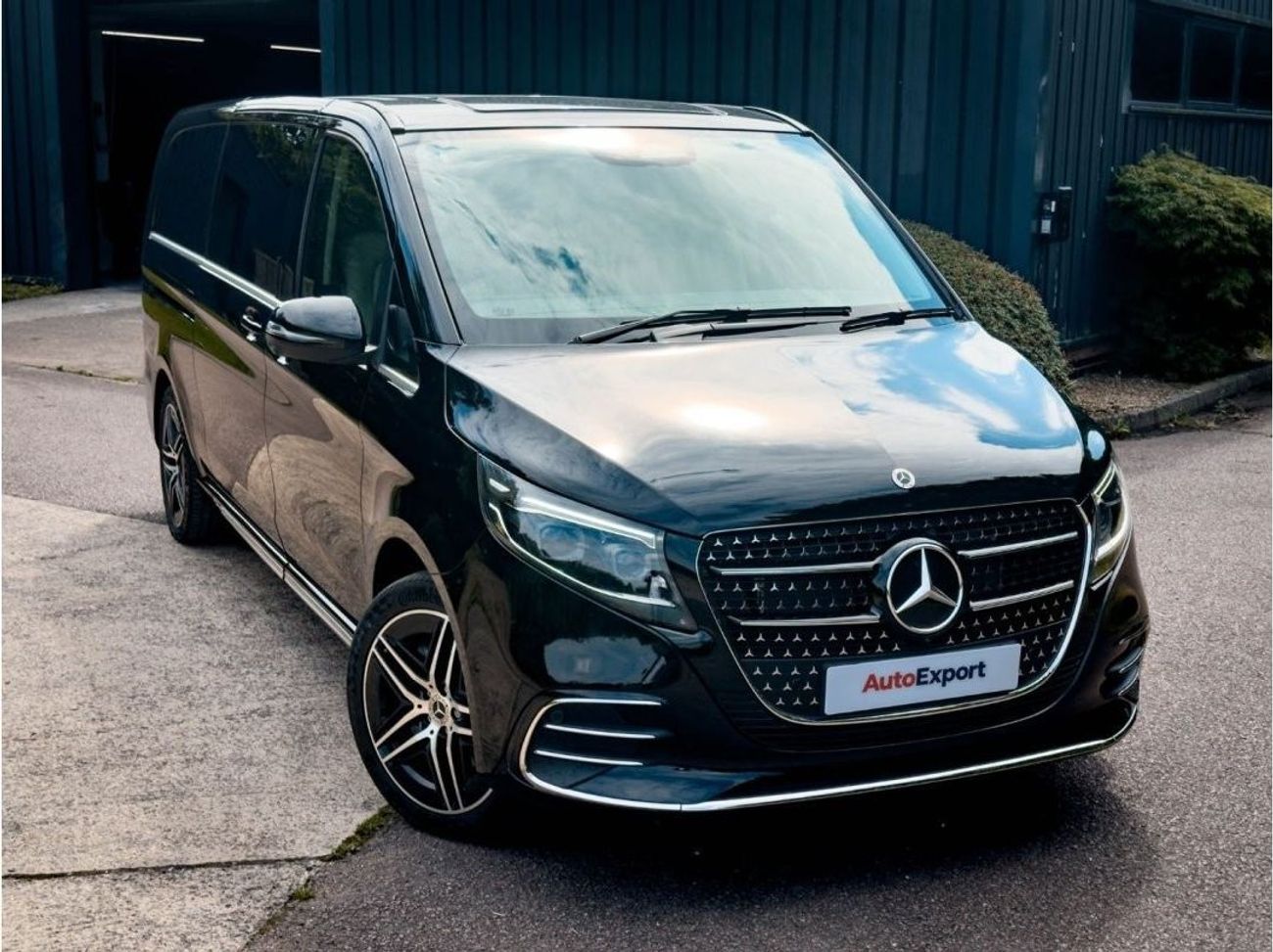 Mercedes-Benz V 300 d Premium AMG Line XL