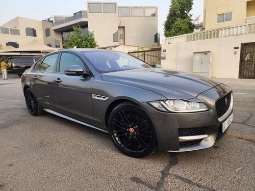 Jaguar XF Jaguar XF25t 2018 (R Sport Package - Black Edition)   Well maintained and taken care of   In Amazing