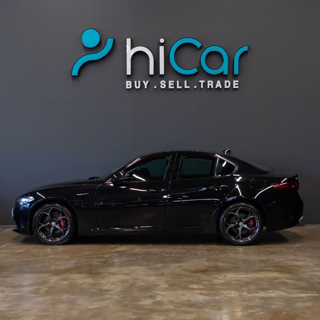 Alfa Romeo Giulia Veloce 2.0L RWD AED 1,053  pm • 0% Downpayment • Alfa Romeo Giulia • 1 Year  Warranty