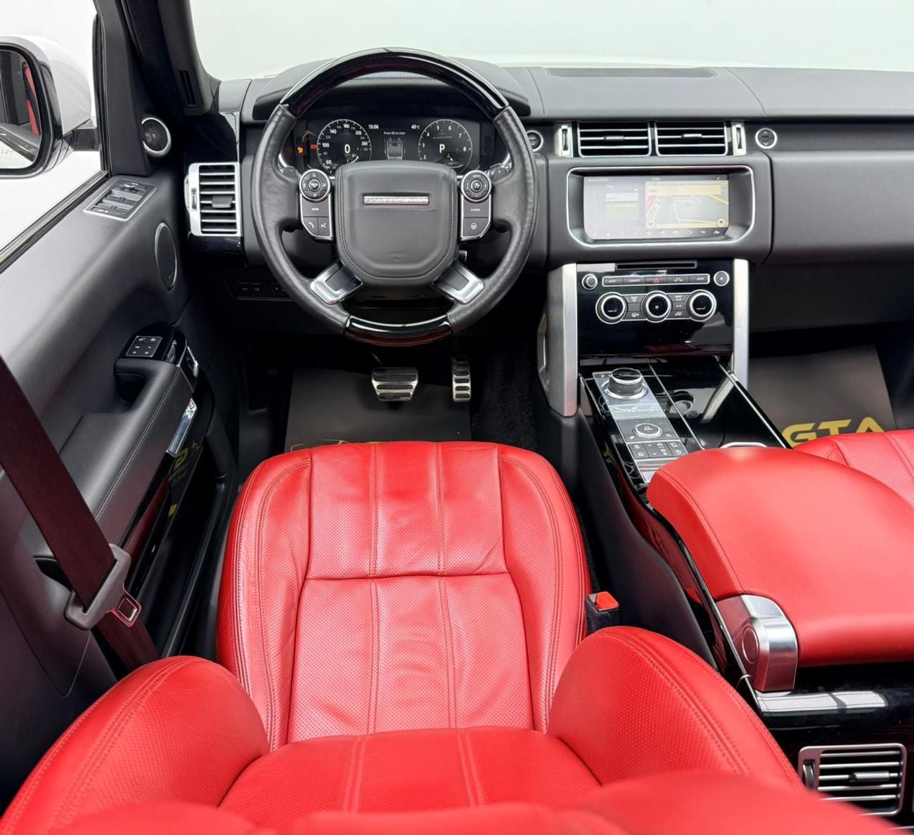 لاند روفر رينج روفر 2017 Range Rover Vogue SE Supercharged, 2026 RR Warranty, 2029 RR Service Pack, Fully Loaded, GCC