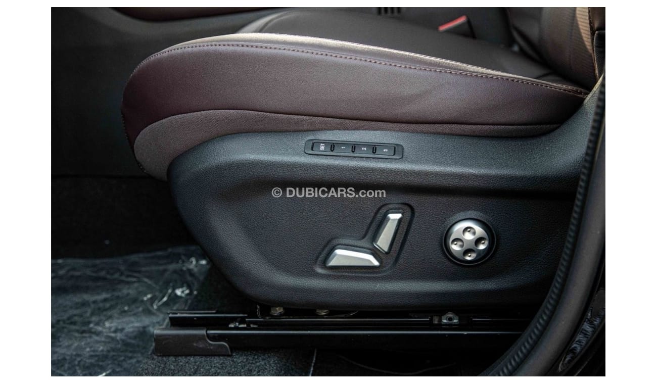 Jetour X90 2024/23 Jetour X 90 PLUS LX SUV 1.6 LH P A/T - Purple inside red & brown