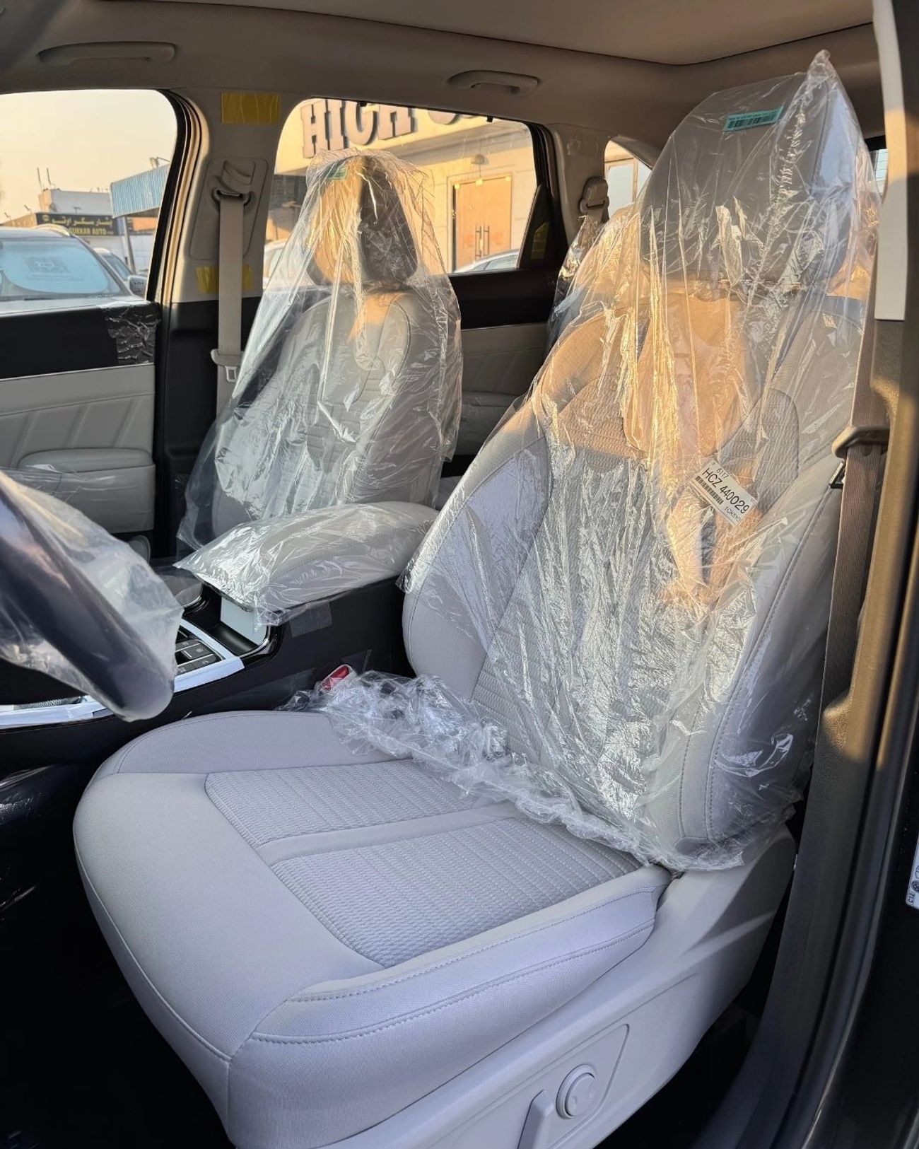 Kia Sorento KIA SORENTO 1.6L (HYBRID)  GRAY- 2025 MODEL -MID OPTION