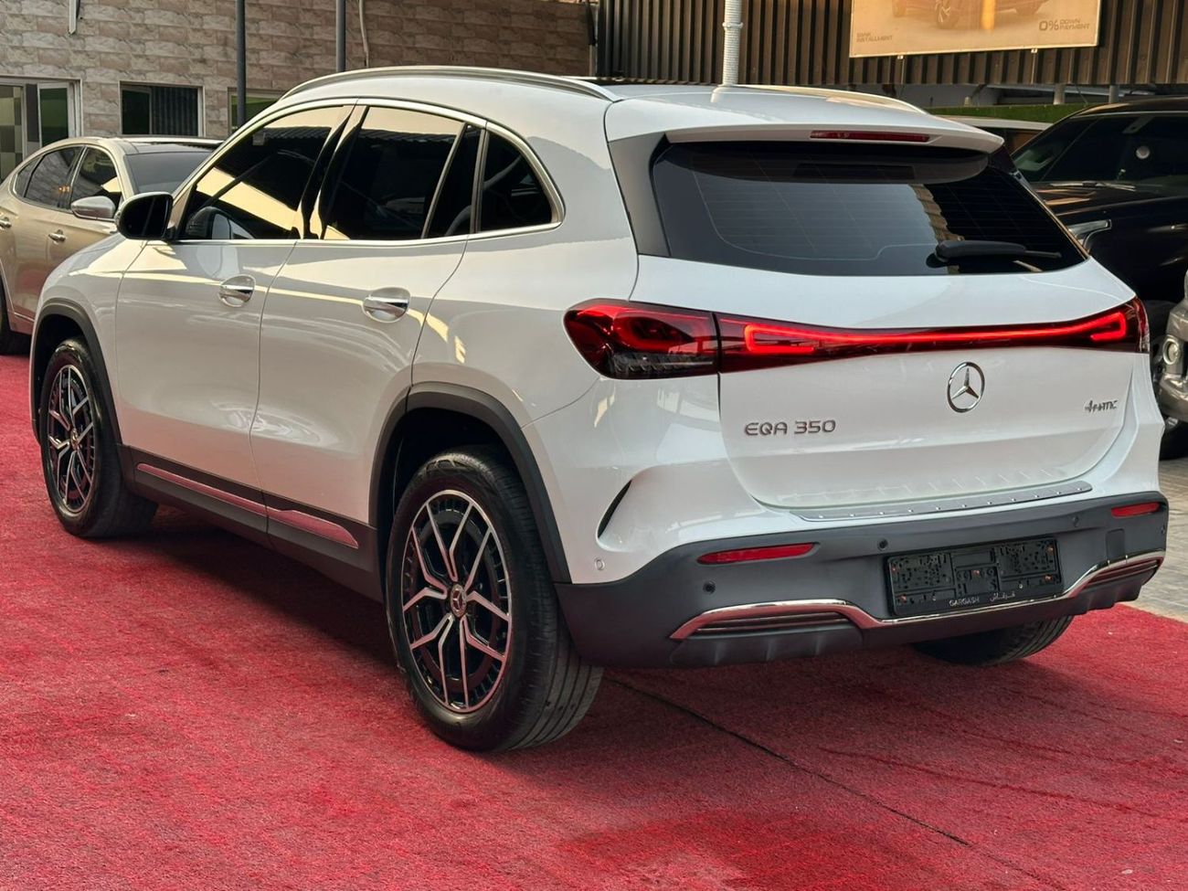 مرسيدس بنز EQE 350+ SUV