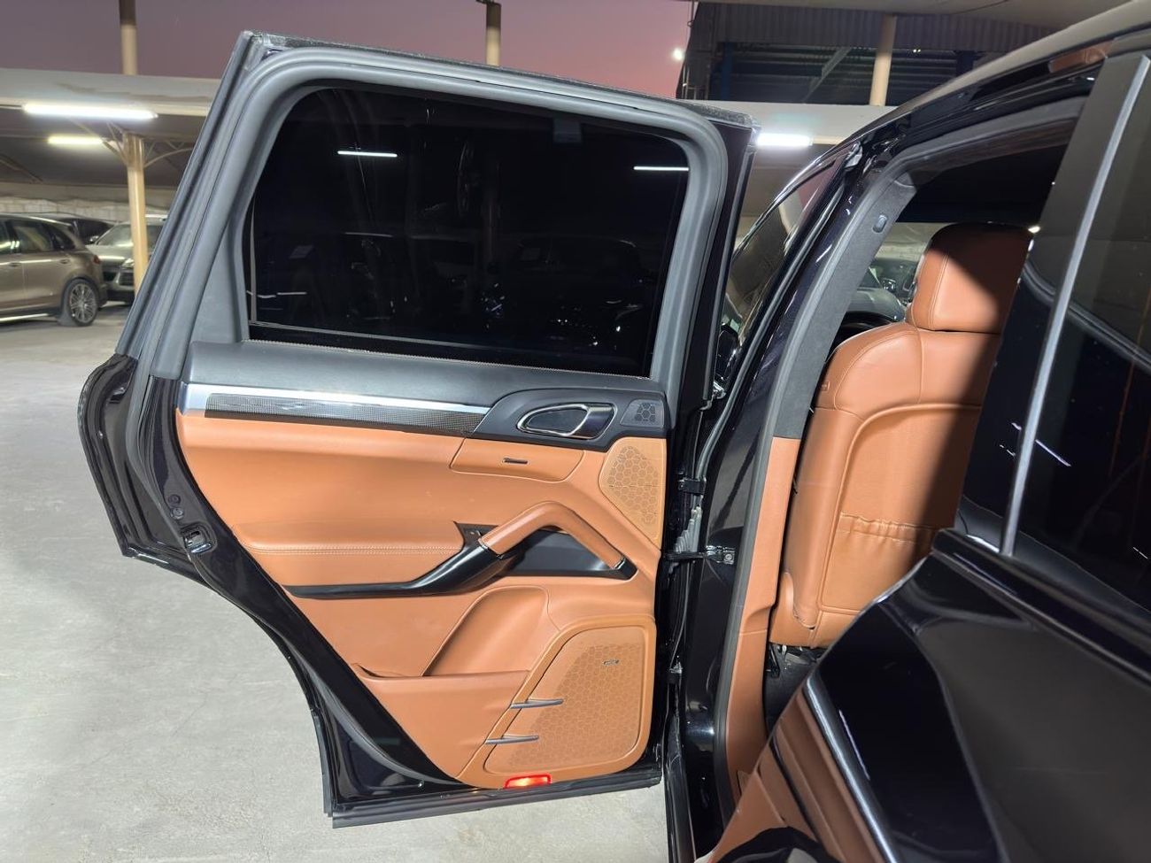 بورش كايان Turbo S 4.8L (570 HP)