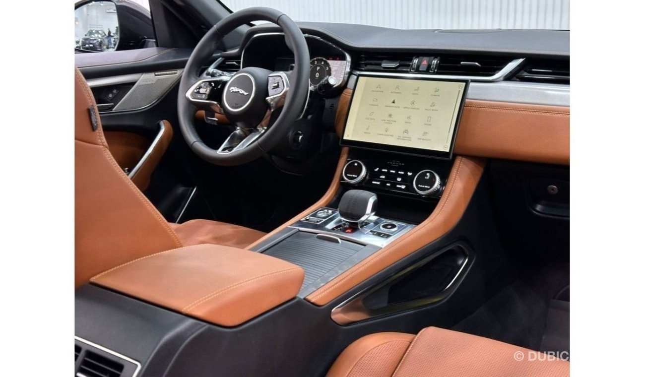 جاكوار F بيس 2024 Jaguar P250 R-Dynamic SE, October 2028 Jaguar Service Pack, Full Options, GCC