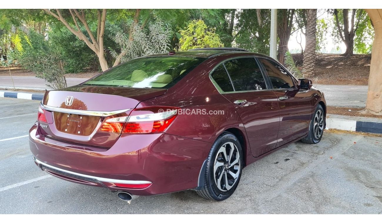 Used Honda Accord EX 2016 for sale in Sharjah 556014