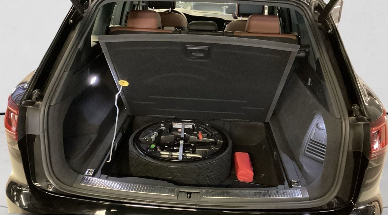 Volkswagen Touareg Elegance 2 3.0L Elegance | Guaranteed Warranty | 0 Down Payment