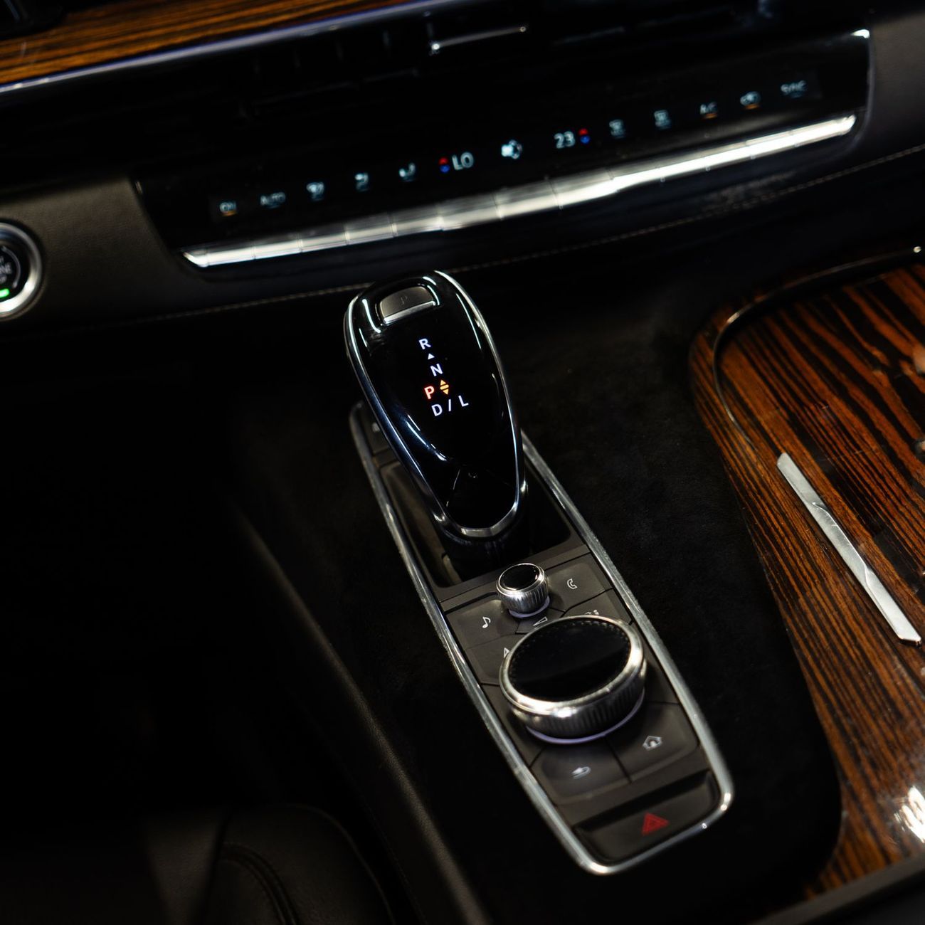 Cadillac Escalade AED 3,736 P.M • 0% Downpayment • Escalade Premium Luxury • 1 Year Warranty and FDSH