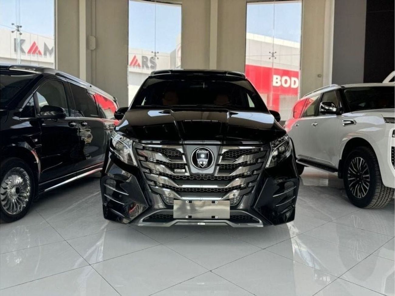 مرسيدس بنز V 250 سيارة لورينسر VS570MX مرسيدس بنز V250 GCC فائقة الفخامة مخصصة بالكامل