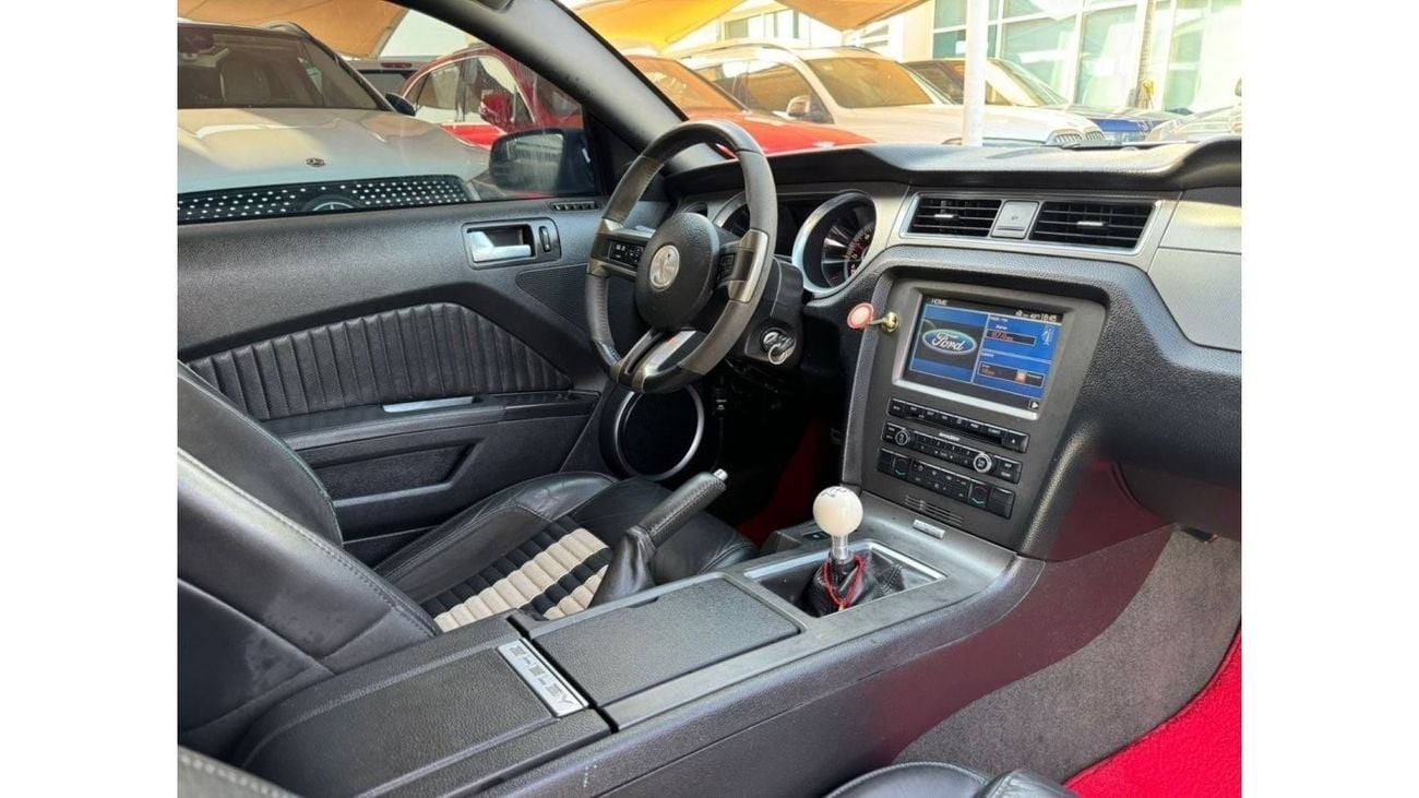 Ford Mustang Shelby GT500 MUSTANG GT500 SHELBY GCC 2014 Zero accident  Full option
