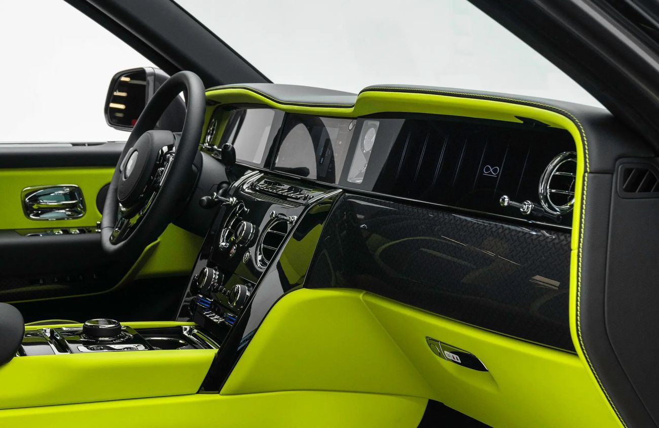 Rolls-Royce Cullinan 6.75L V12 Twin-Turbocharged Engine