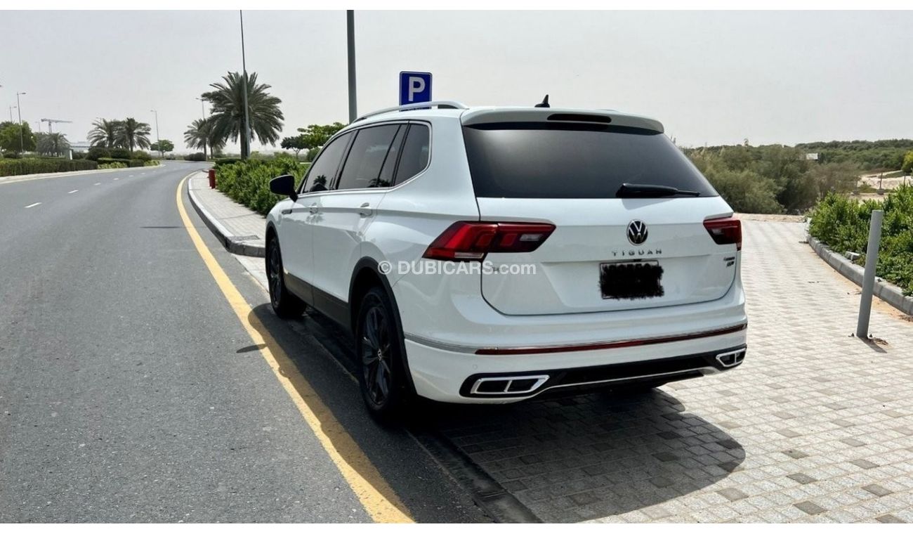 Volkswagen Tiguan R-Line Hello car has a one year mechanical warranty included** and bank financing