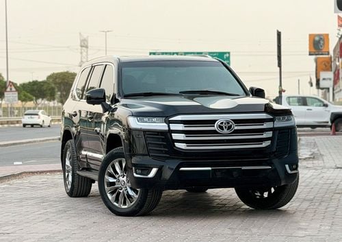 Toyota Land Cruiser GXR 2018 Model Facelift to 2025 Shape 2025 Shape Exterior and Interior Both