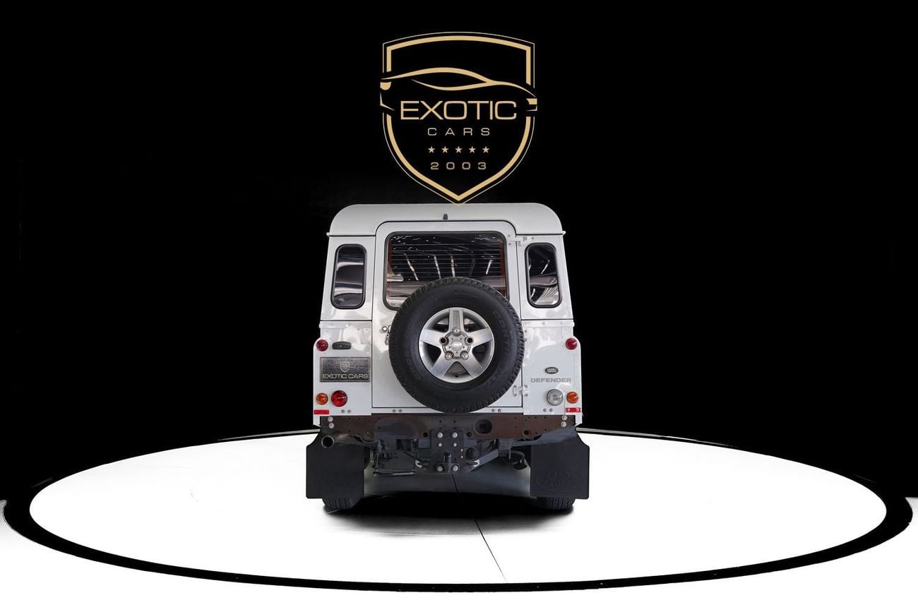 Land Rover Defender 2.2L DIESEL