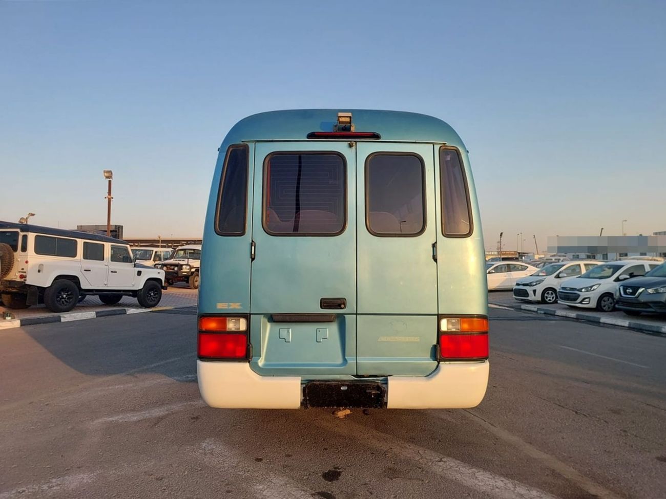 Toyota Coaster TOYOTA COASTER BUS RHD 1999 MODEL 4.1 L DIESEL AUTOMATIC(PM05798)