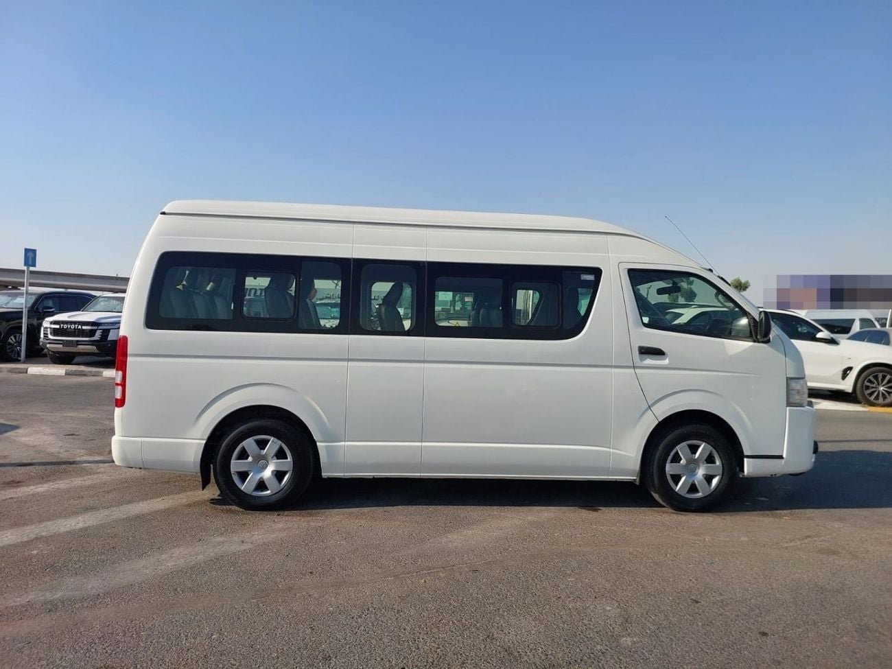 تويوتا هاياس GLX (RAMADAN OFFER) TOYOTA HIACE RHD 2018 MODEL 2.5 L DIESEL MANUAL(PM73780)