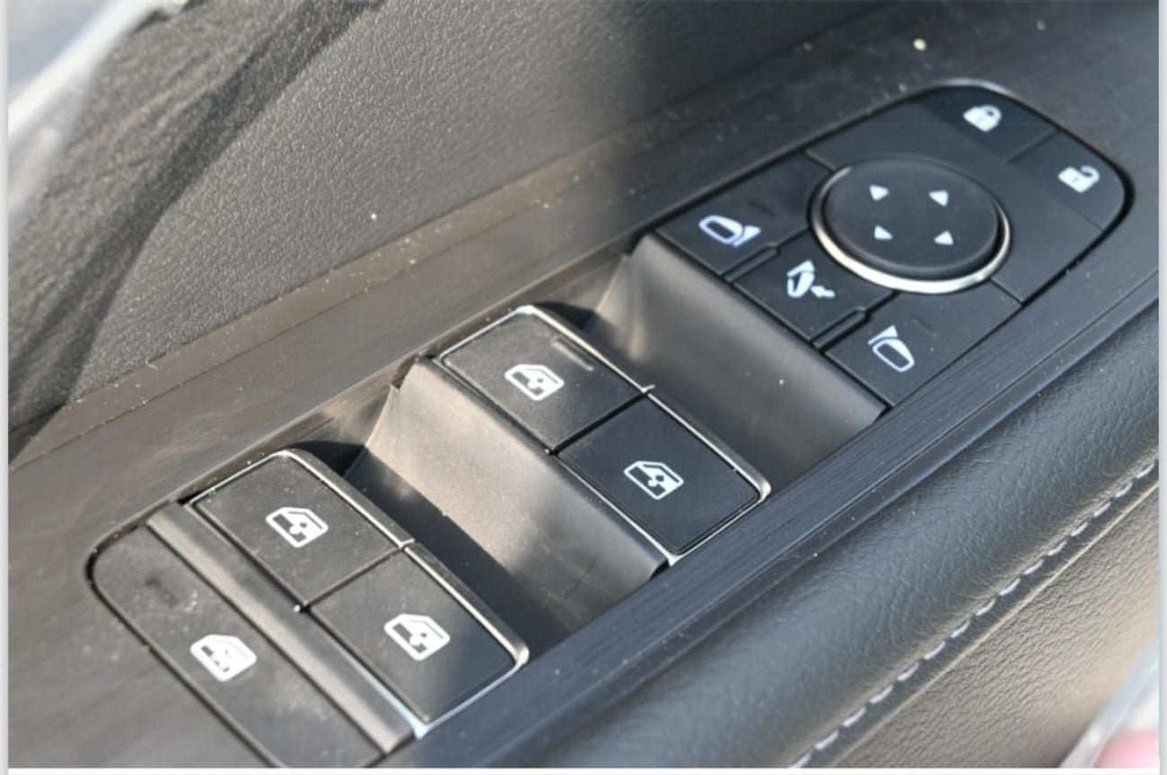 Nissan Patrol Nissan Patrol Xe V6 3.8L 4WD - Gasoline - 2026 - WHITE