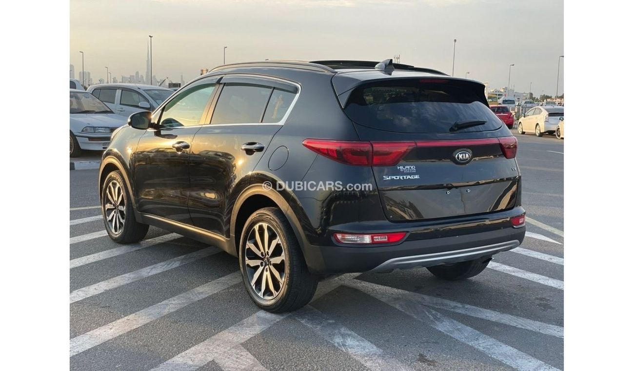 Kia Sportage 2018 Kia Sportage EX 2.4L 4X4 Full Option Panorama / Export only