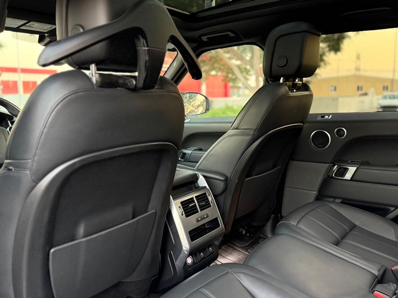 Land Rover Range Rover Sport HSE DYNAMIC 5.0L (525 HP)