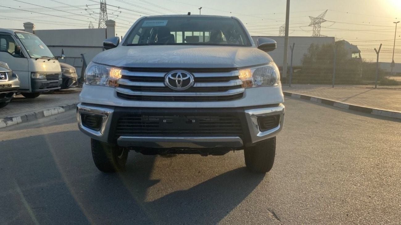 تويوتا هيلوكس 2.4 L | MT 4WD | With FABRIC SEAT | BRAND NEW