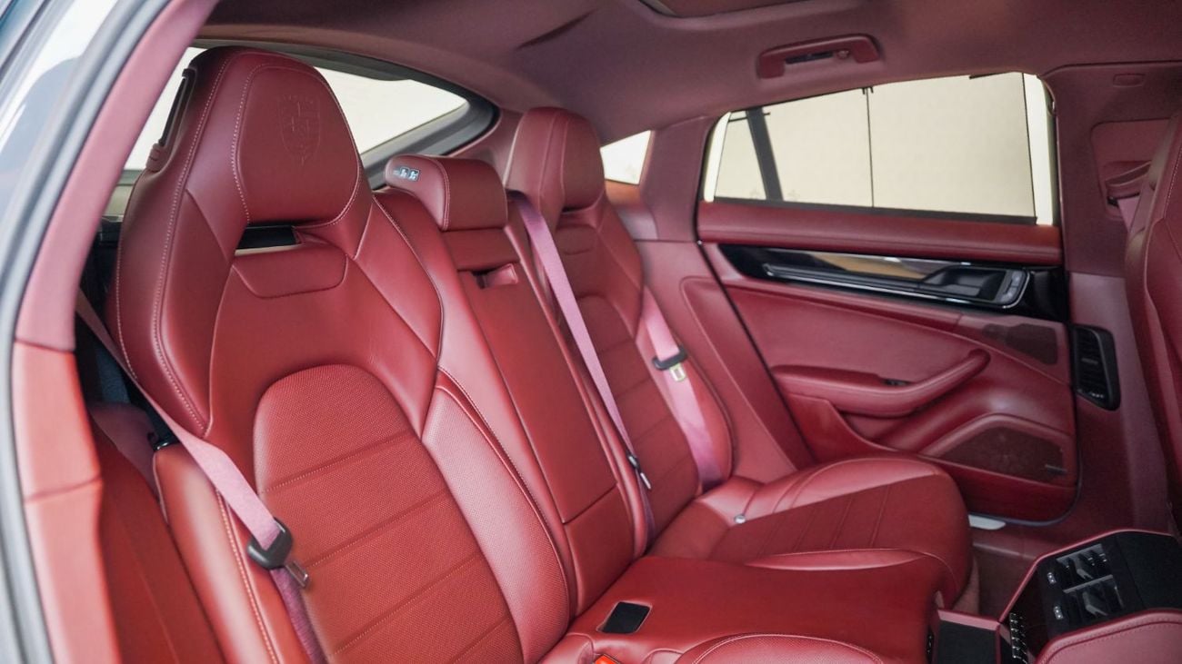 Porsche Panamera STANDARD