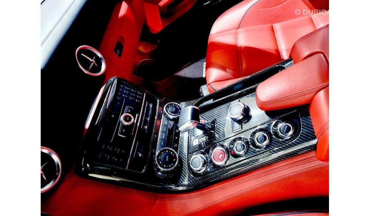 Mercedes-Benz SLS AMG 63 - 2011 - GCC - ONE YEAR WARRANTY