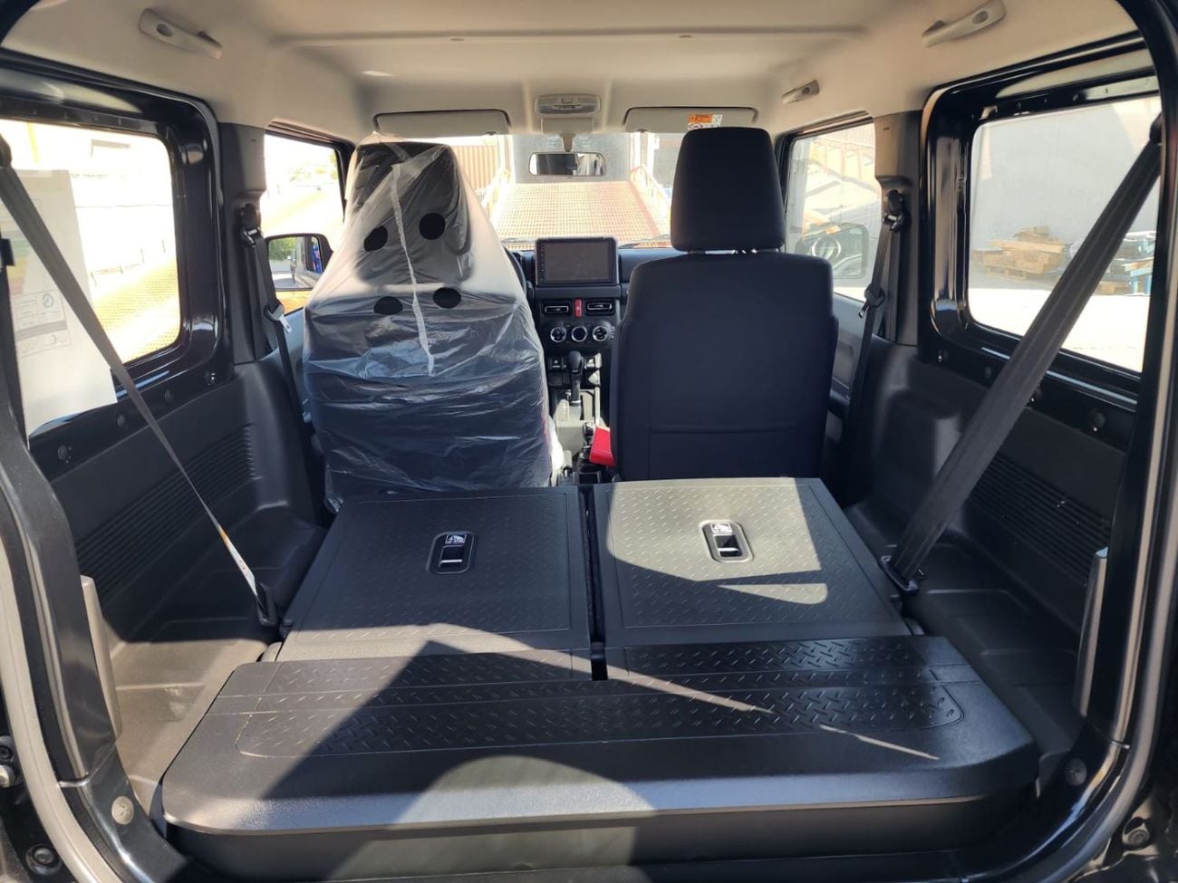 سوزوكي جيمني GLX 1.5L (3-Doors)