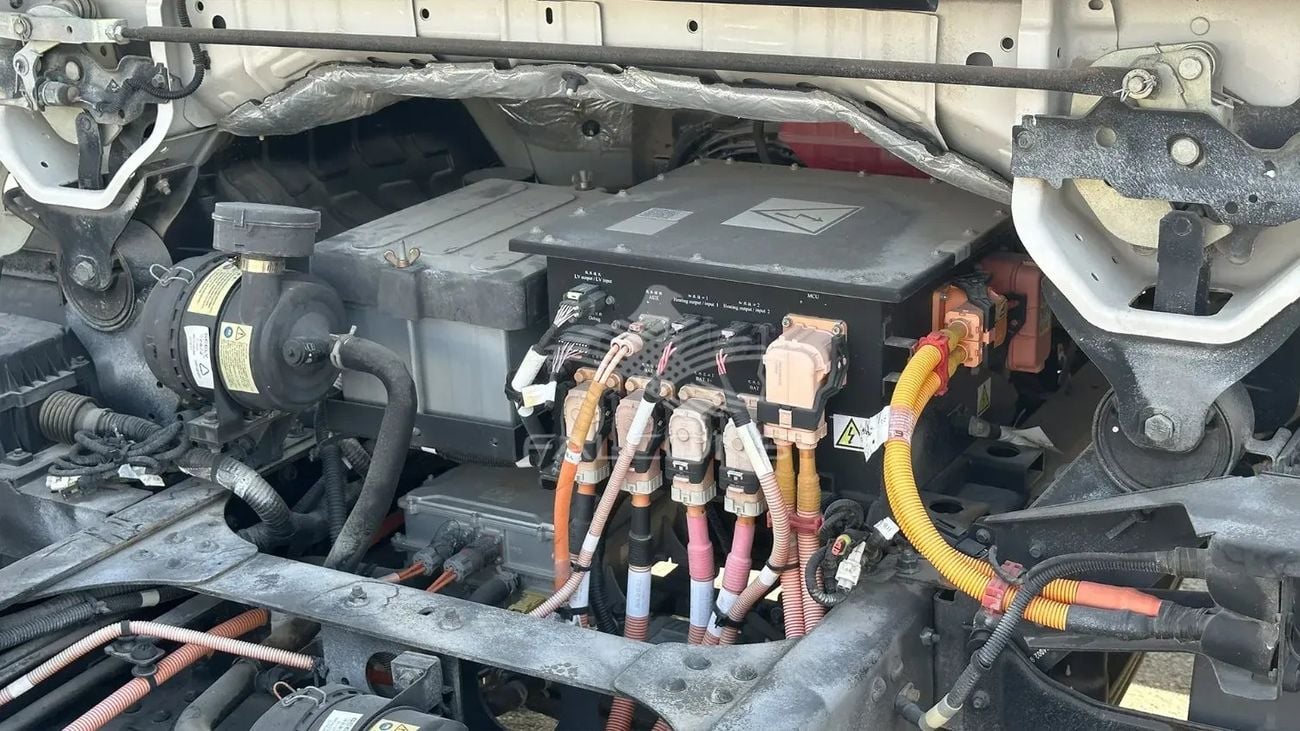 Geely Farizon 4500WB 2WD TRUCK 162KW 8T