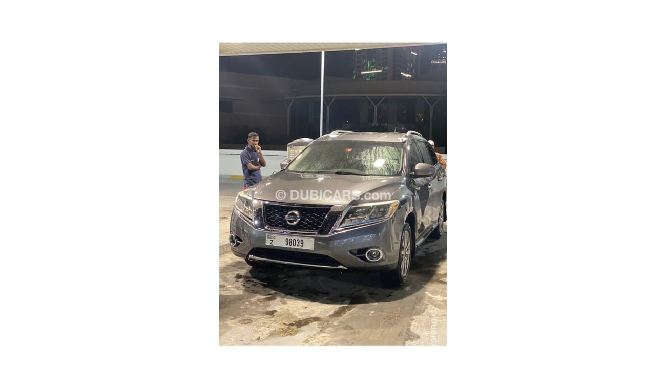 Nissan Pathfinder Mid option 3.5L 6cylinder