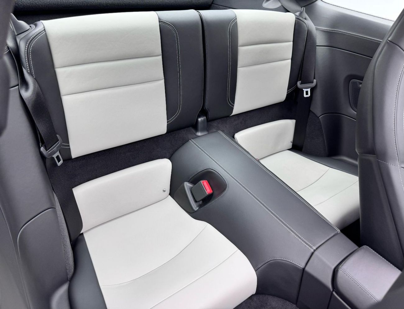 بورش 911 Carrera S 3.0L (445 HP) Coupe