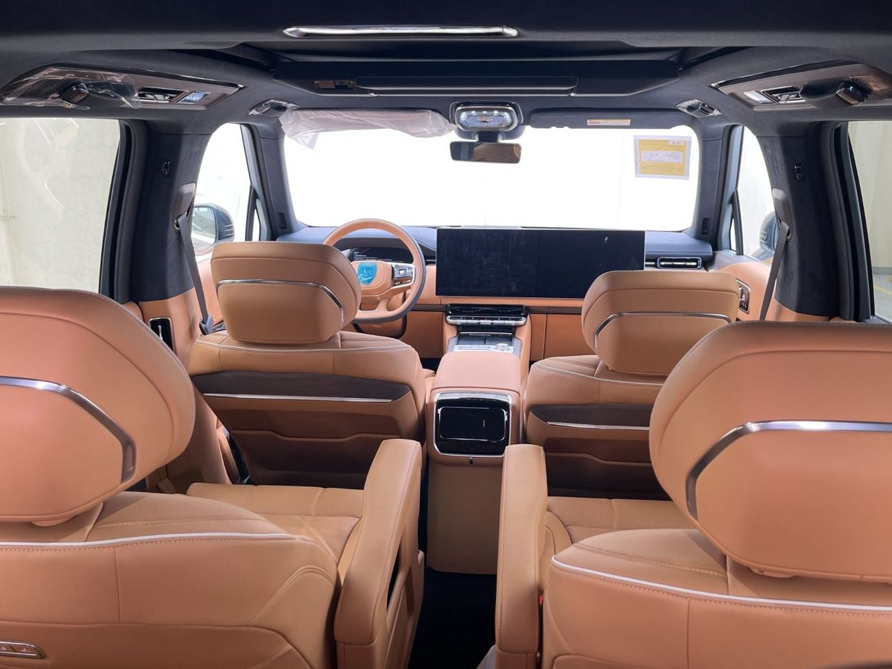 Zeekr 9X FLAGSHIP FULL SIZE LUXURY HYBRID SUV 2.0L-4CYL + THREE ELECTRIC MOTORS AWD