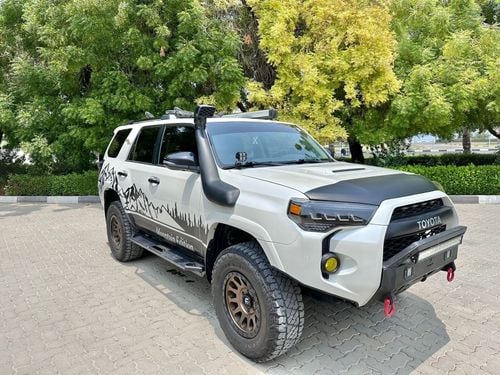 تويوتا Runner4 trd 4X4 Newly Imported from United States