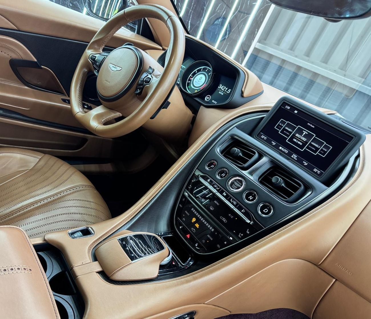 Aston Martin DB11 STD AMR 5.2L 2018 Aston Martin DB11  V12 With full Aston Martin Service History
