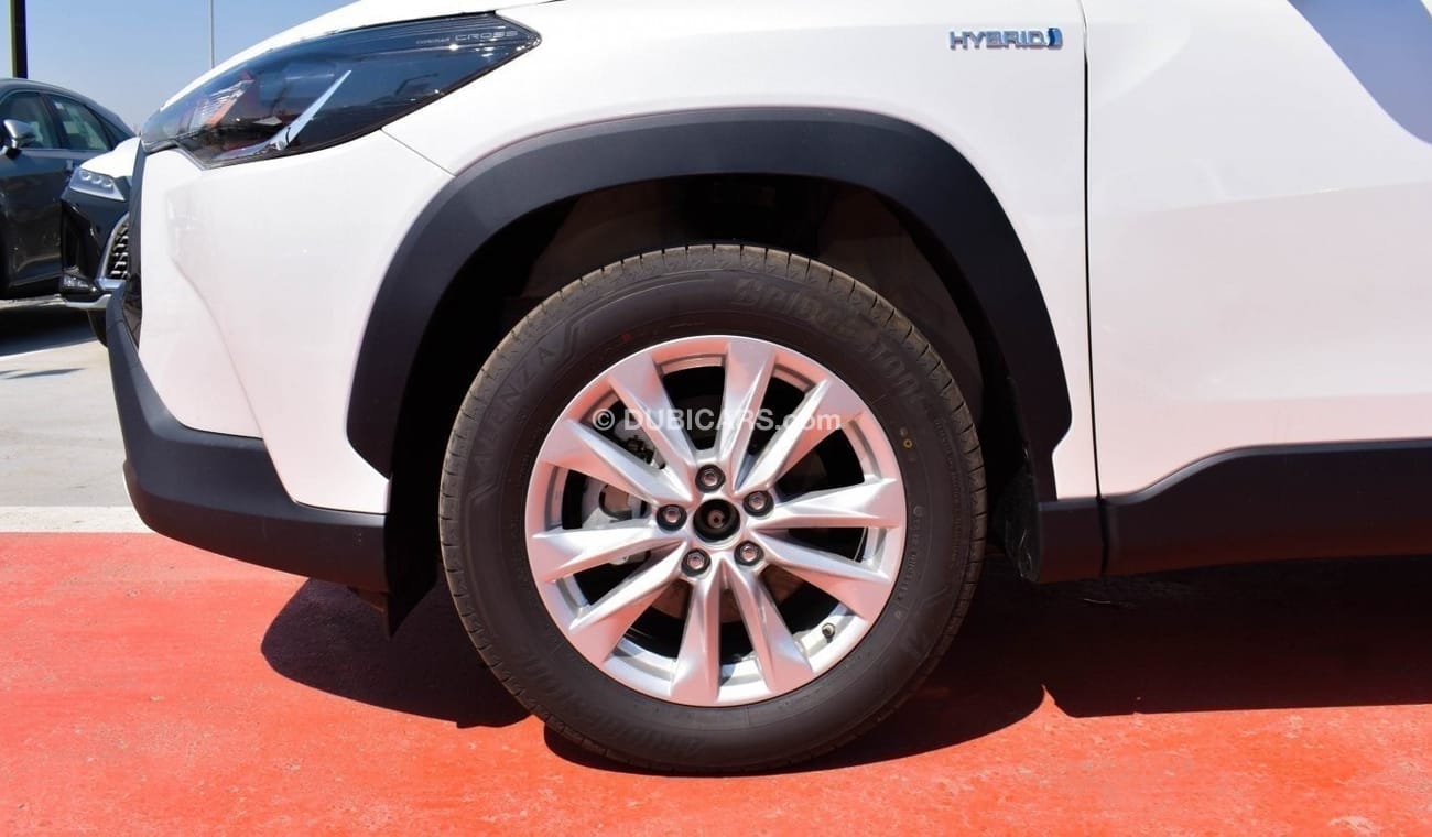 Toyota Corolla Cross 1.8L XLE A/T Hybrid | with Sunroof - 2023 | For Export Only