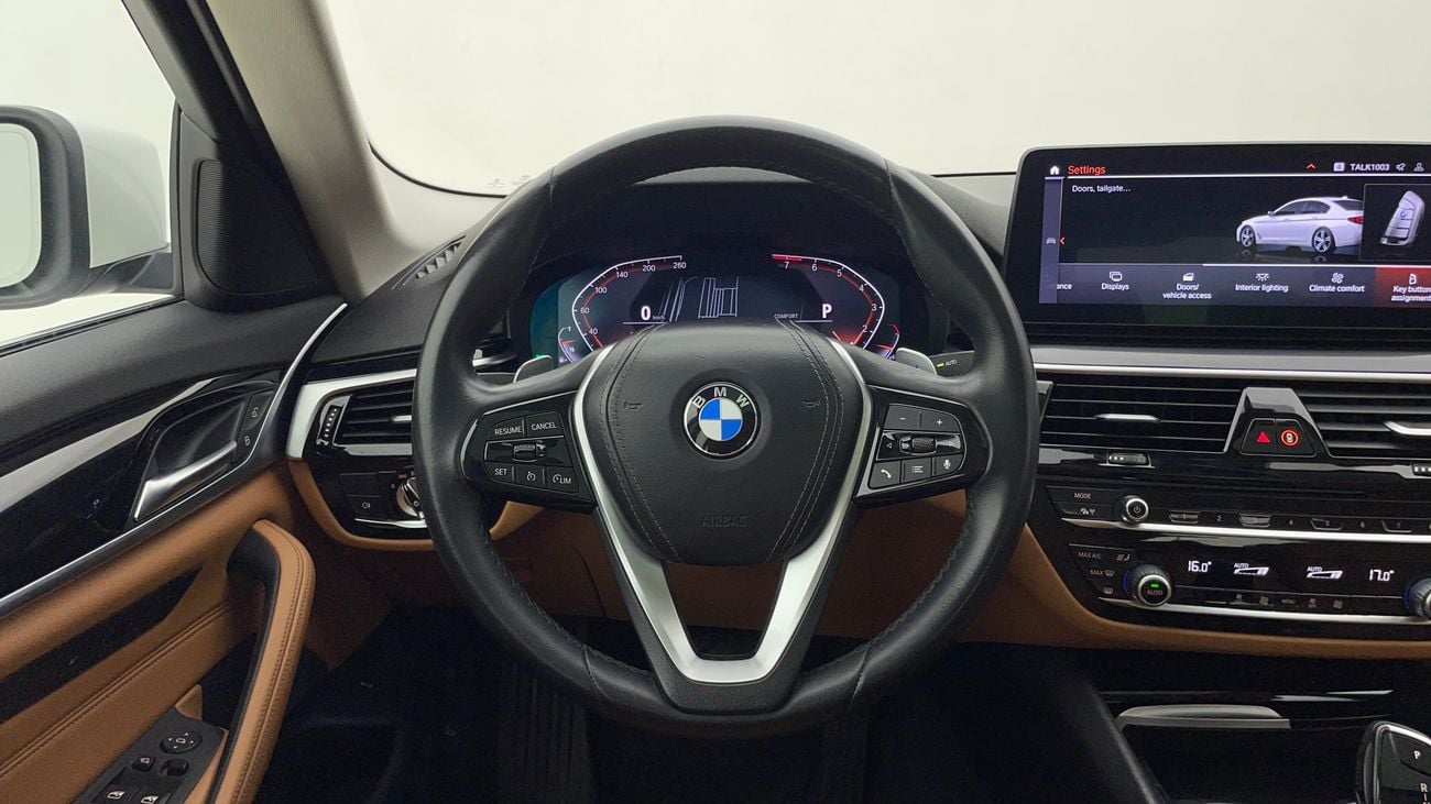 بي أم دبليو 520i 2023 JOY EDITION | AED 1818/Month | 0 DP | 30 Day Return | Warranty | Service History