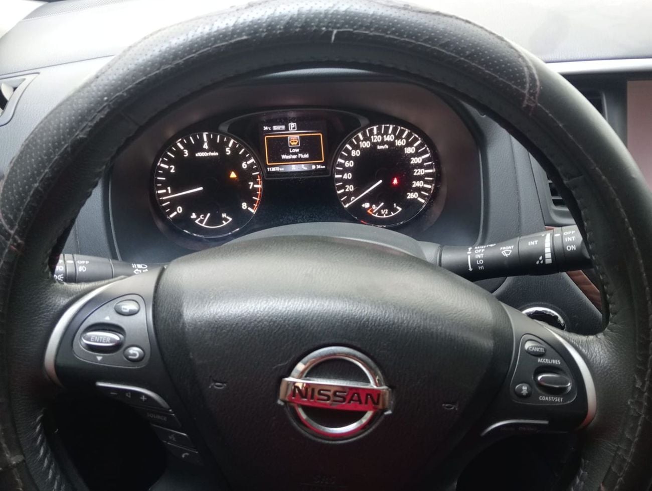 Nissan Pathfinder SV