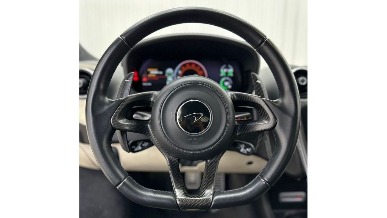 McLaren 570S Std 2017 Mclaren 570s, Nov 2024 Mclaren Warranty, Low Kms, GCC