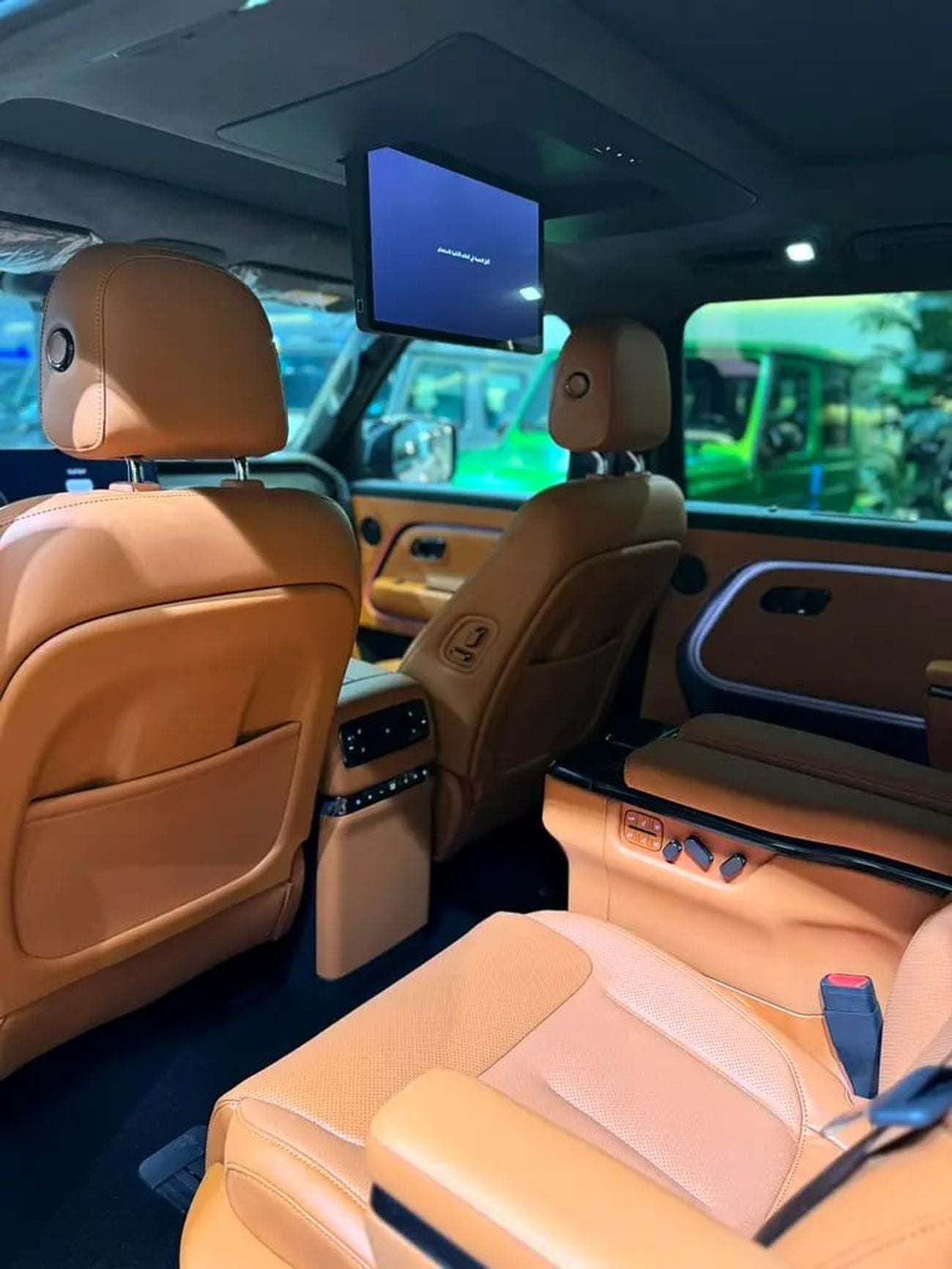 روكس أداماس فيرست كلاس 7 SEATER