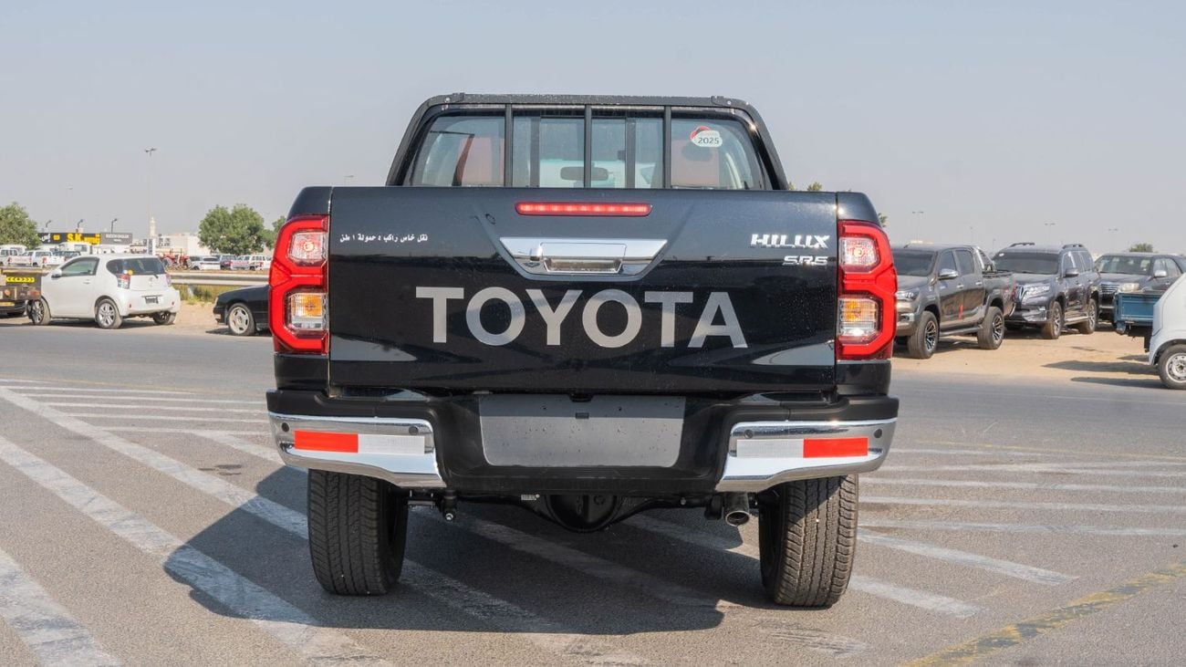 تويوتا هيلوكس 2026 Toyota Hilux TRD SR5 4.0L AT Petrol (Black)