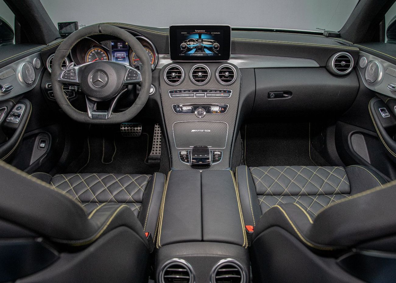 مرسيدس بنز C 63S AMG