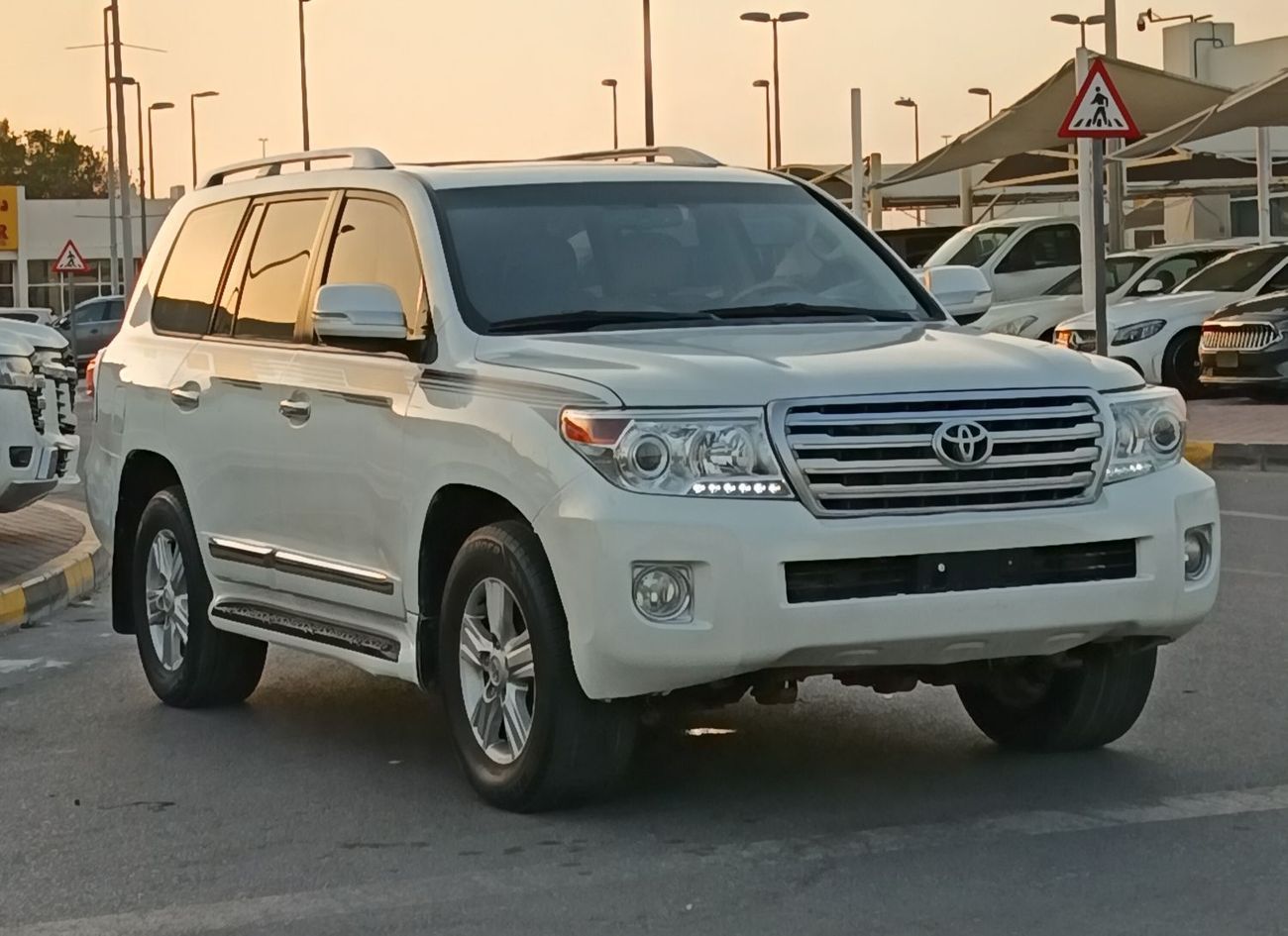 Toyota Land Cruiser GXR GT 4.6L AWD