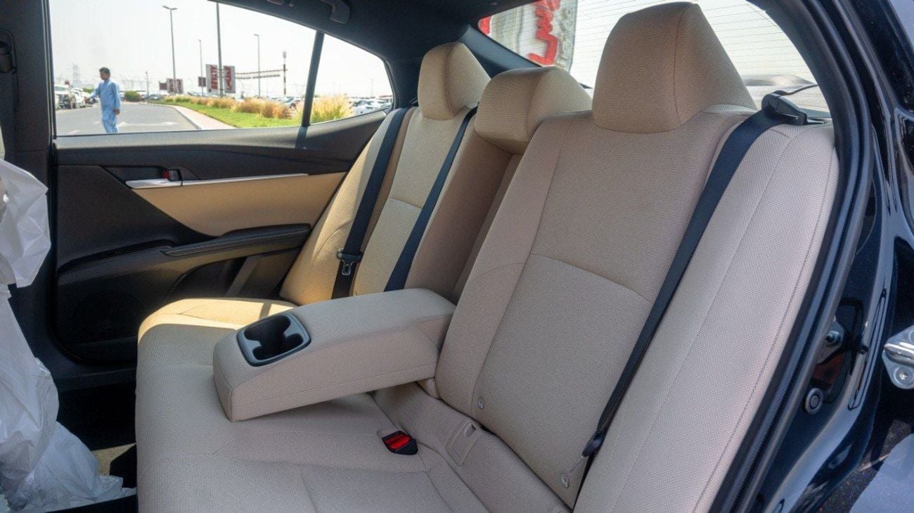 تويوتا كامري Toyota Camry LE 2025 2.5L Hybrid